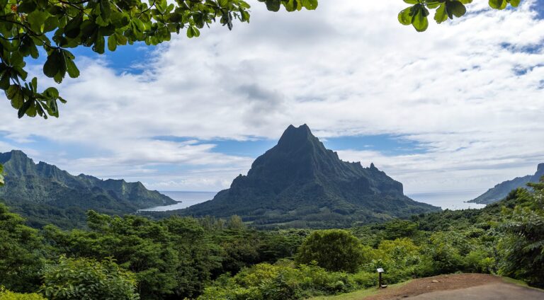 View over Moorea from the Mouaroa belvedere